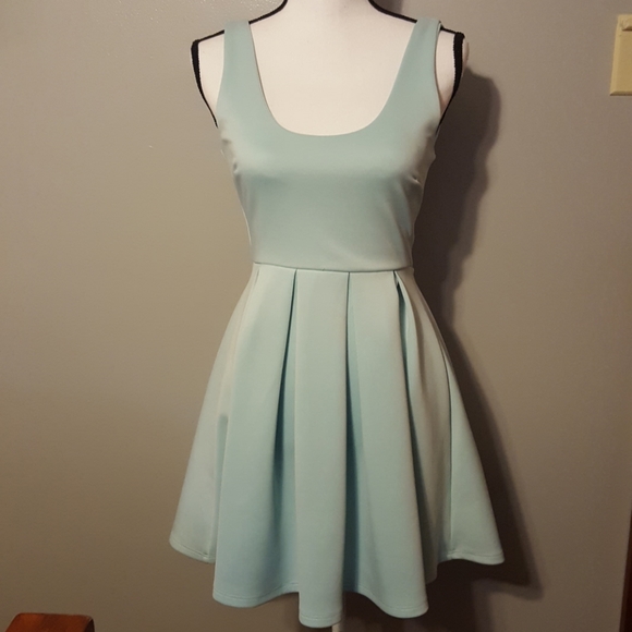 Dresses & Skirts - Donated
